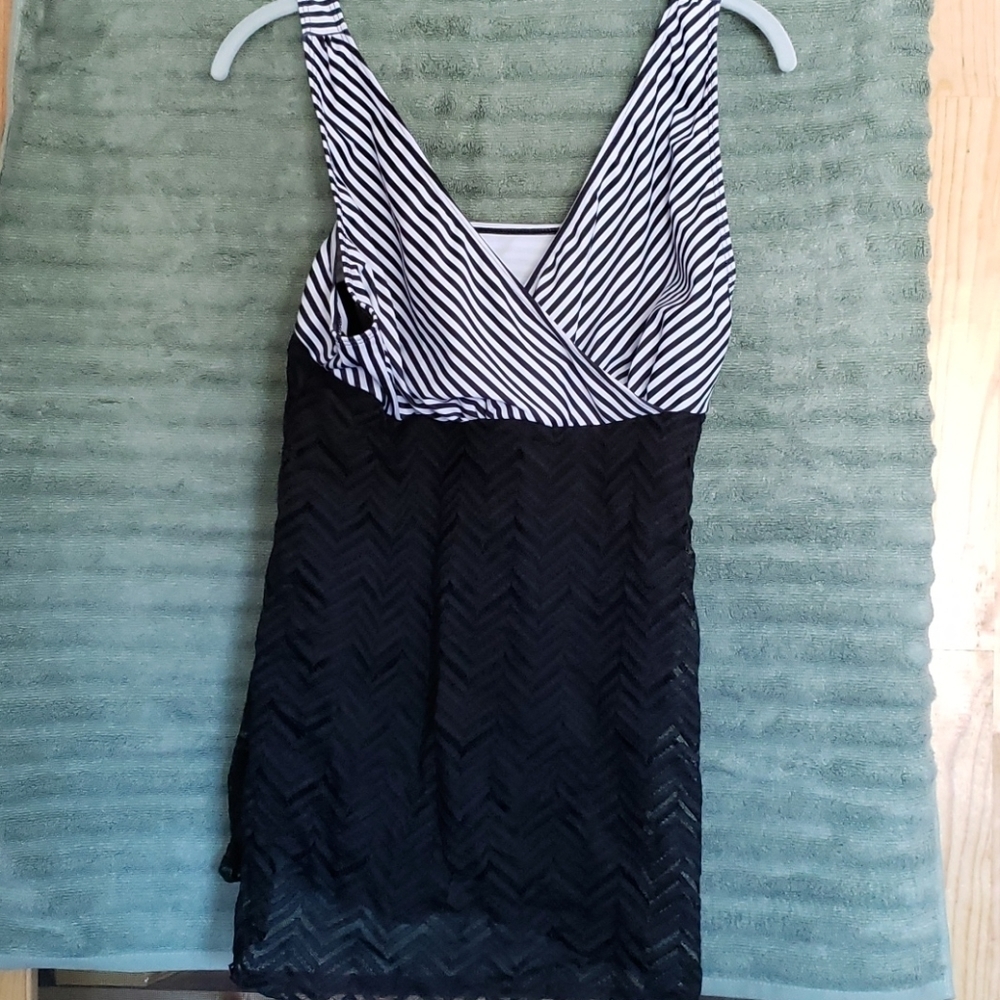 Bathing suit skirt xl